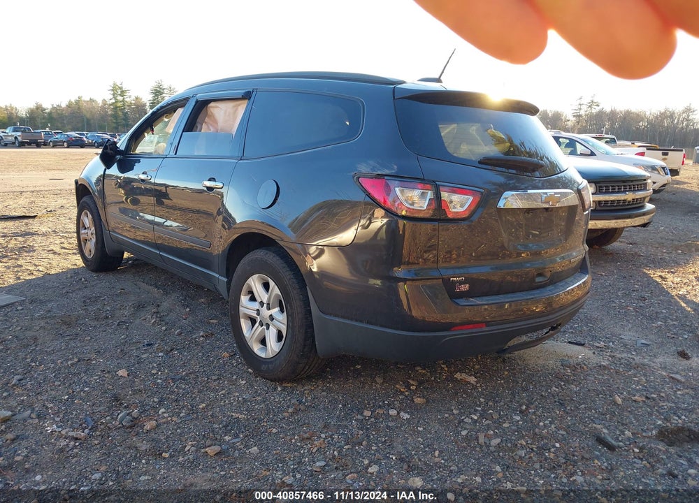 2016 CHEVROLET TRAVERSE LS VIN: 1GNKVFED2GJ235438