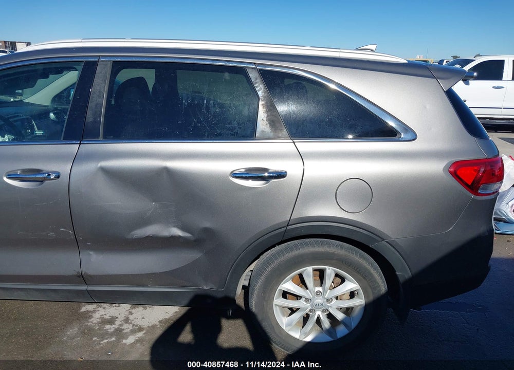 2017 KIA SORENTO VIN: 5XYPG4A34HG299525