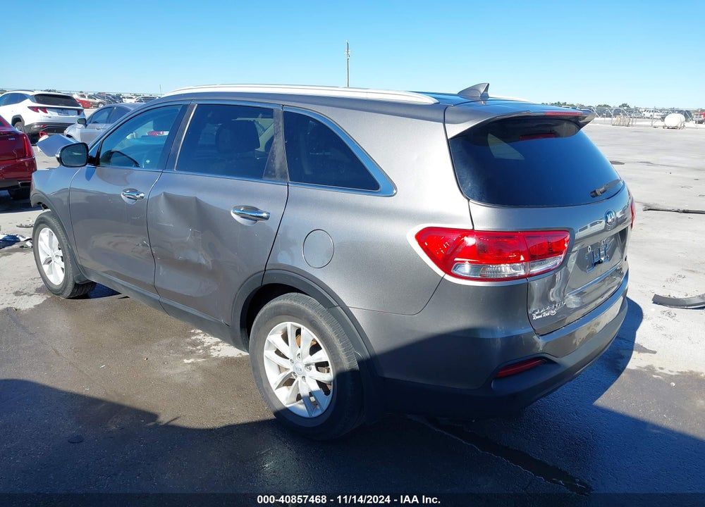 2017 KIA SORENTO VIN: 5XYPG4A34HG299525