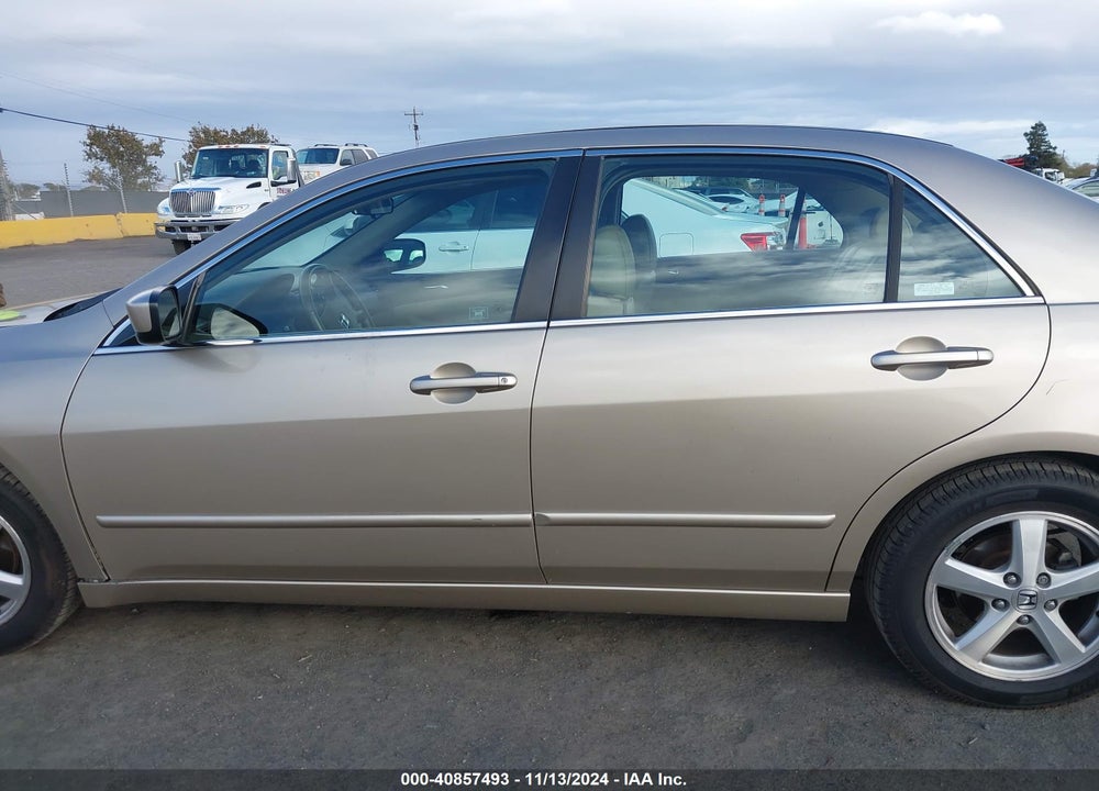 2004 HONDA ACCORD 2.4 EX VIN: 1HGCM56884A168773