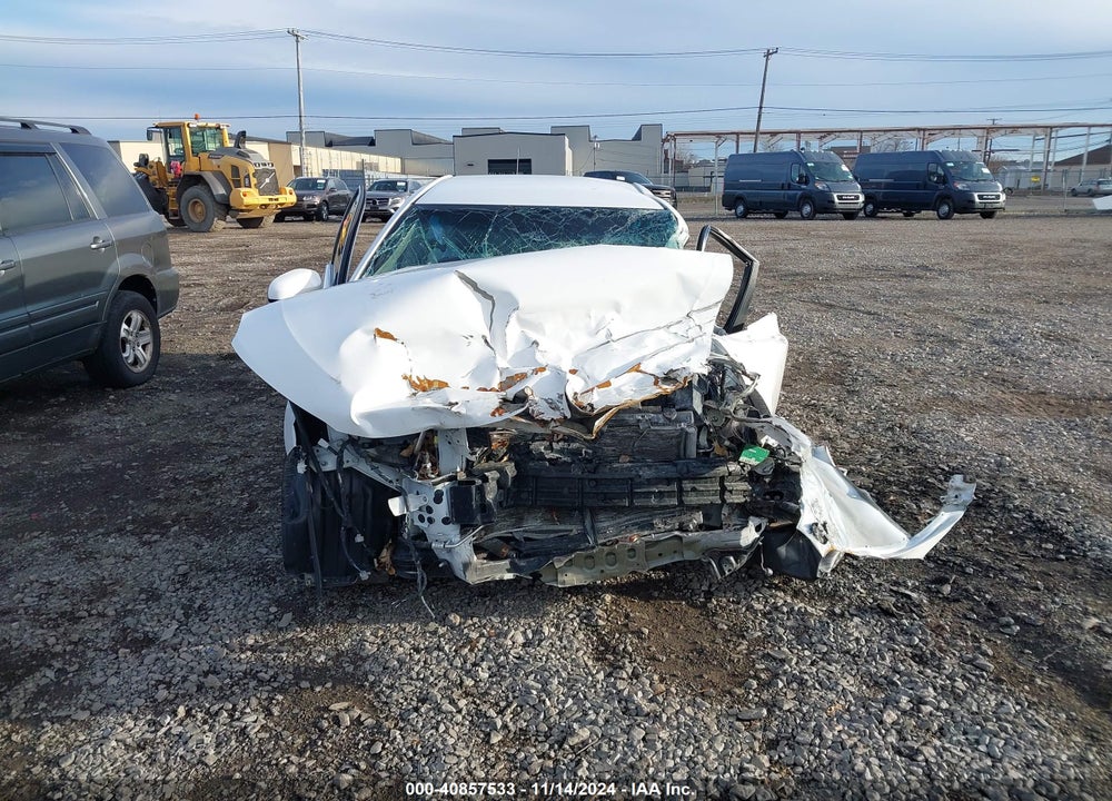 2017 TOYOTA CAMRY SE VIN: 4T1BF1FK4HU426070