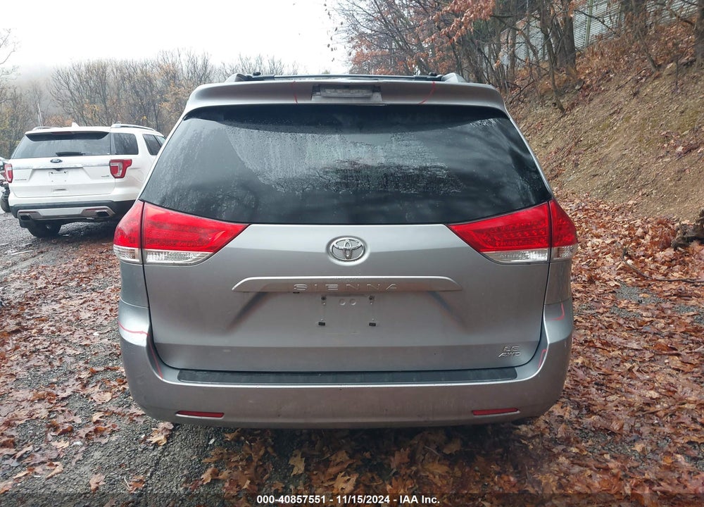2013 TOYOTA SIENNA LE 7 PASSENGER VIN: 5TDJK3DC6DS060002