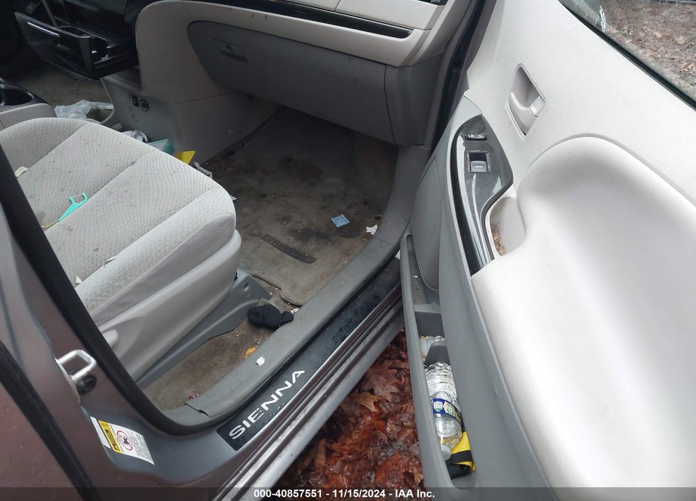 2013 TOYOTA SIENNA LE 7 PASSENGER VIN: 5TDJK3DC6DS060002