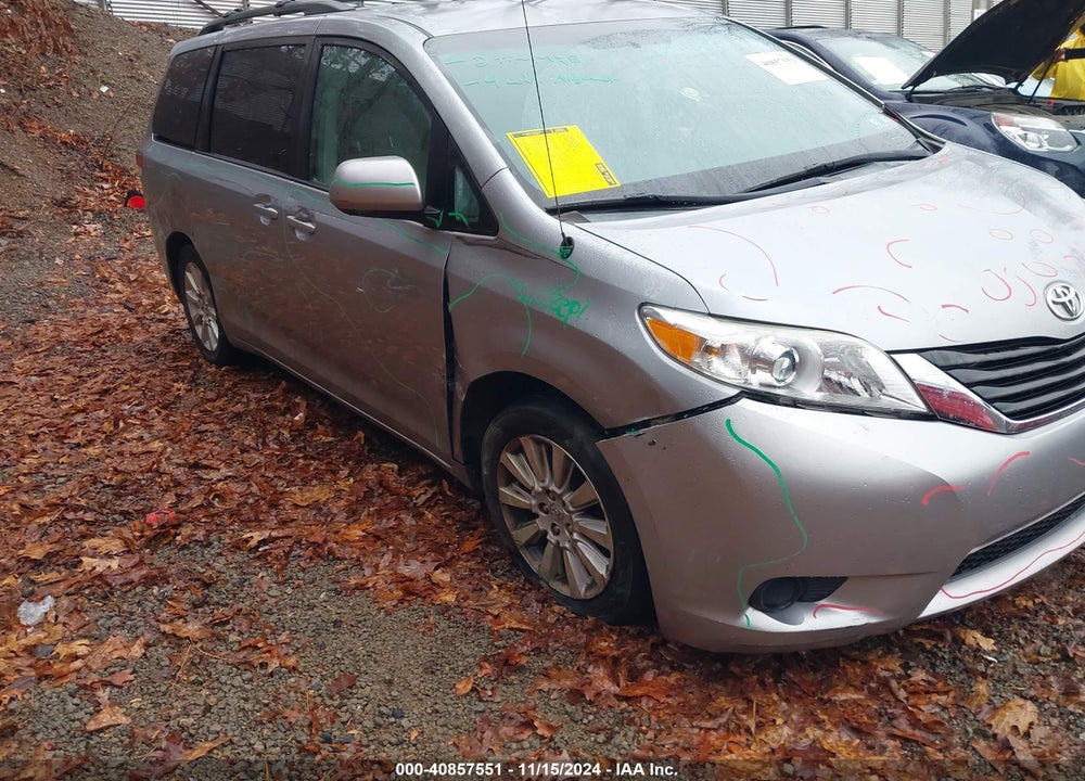 2013 TOYOTA SIENNA LE 7 PASSENGER VIN: 5TDJK3DC6DS060002