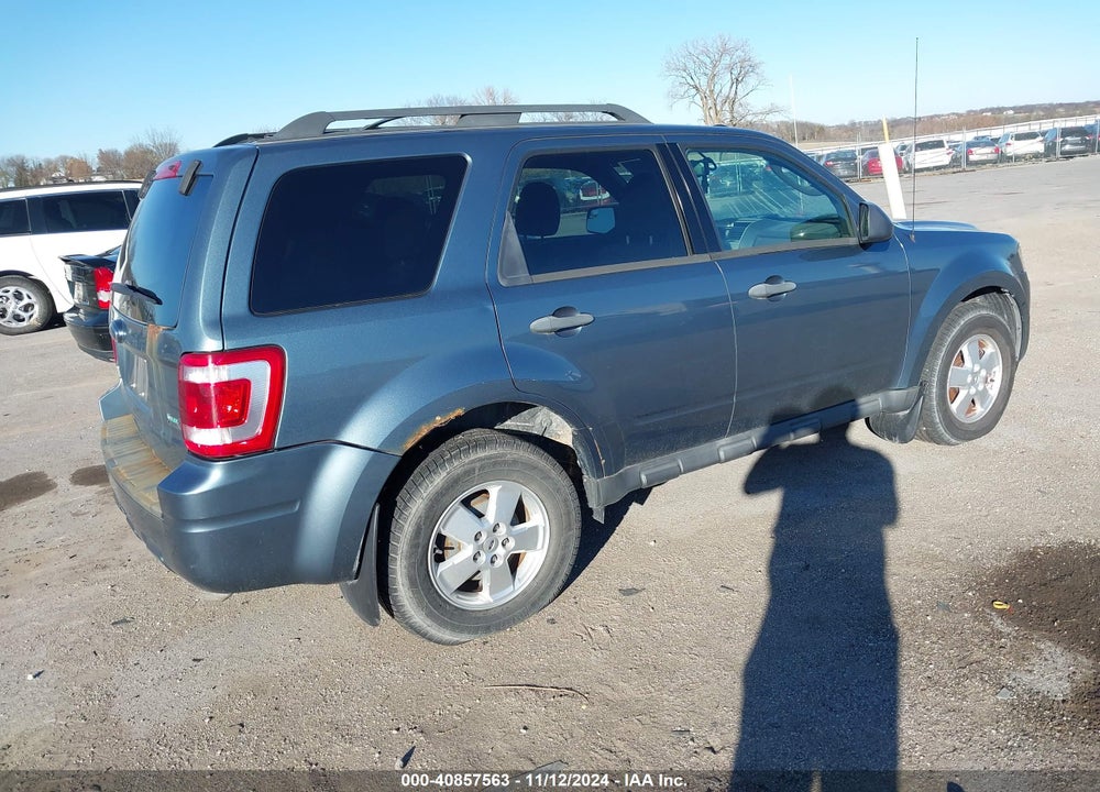 2010 FORD ESCAPE XLT VIN: 1FMCU9DG6AKD11138