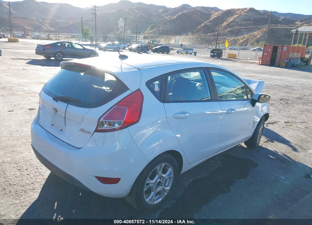 2015 FORD FIESTA SE VIN: 3FADP4EJ3FM211016