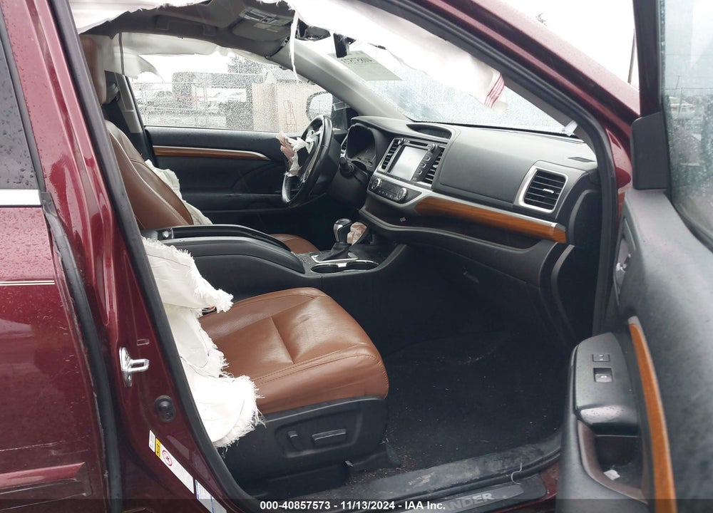 2017 TOYOTA HIGHLANDER LIMITED/PLATINUM VIN: 5TDDZRFH5HS387131