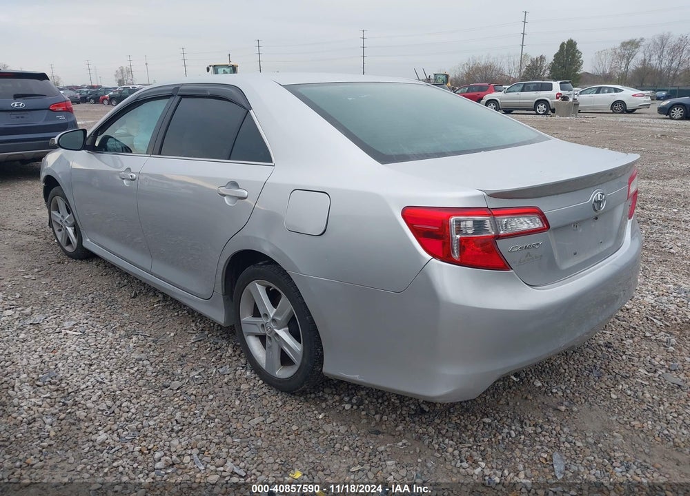 2012 TOYOTA CAMRY SE VIN: 4T1BF1FK1CU118606