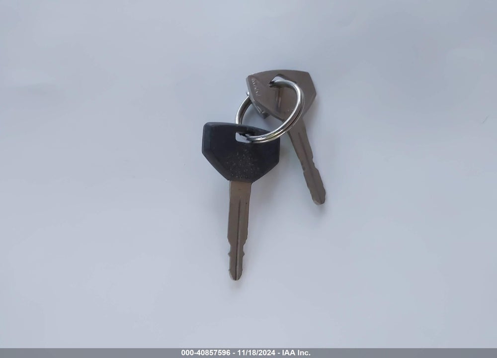 1992 CHRYSLER TOWN & COUNTRY VIN: 1C4GK54RXNX258099