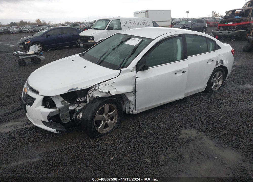 2014 CHEVROLET CRUZE 1LT AUTO VIN: 1G1PC5SB6E7106669