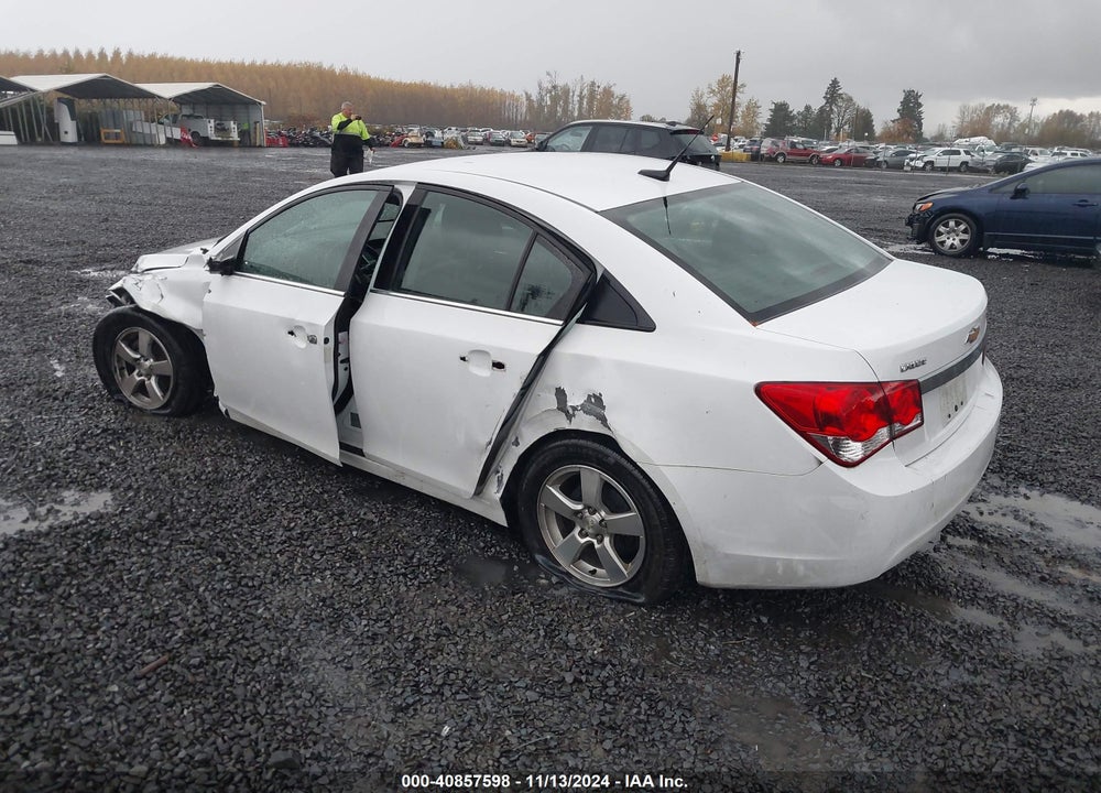 2014 CHEVROLET CRUZE 1LT AUTO VIN: 1G1PC5SB6E7106669