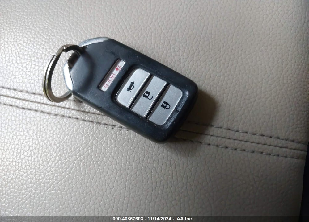 2013 HONDA ACCORD EX VIN: 1HGCR2F78DA031131
