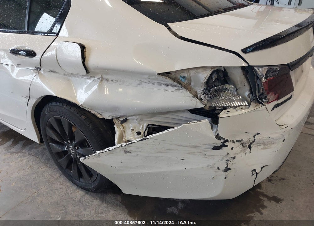 2013 HONDA ACCORD EX VIN: 1HGCR2F78DA031131