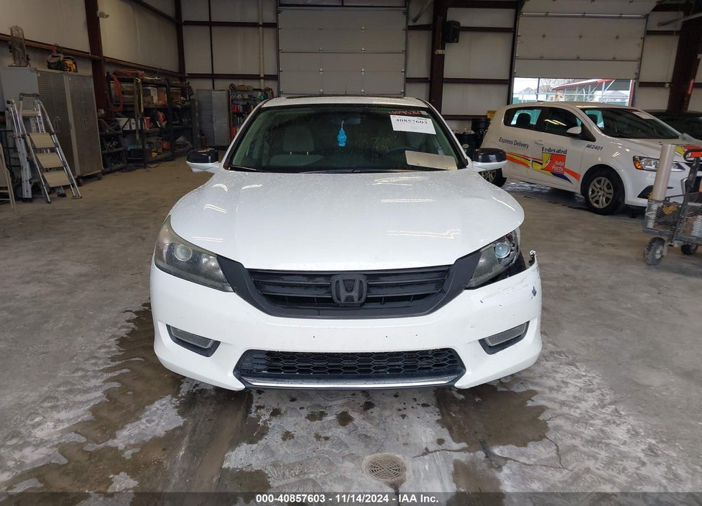 2013 HONDA ACCORD EX VIN: 1HGCR2F78DA031131