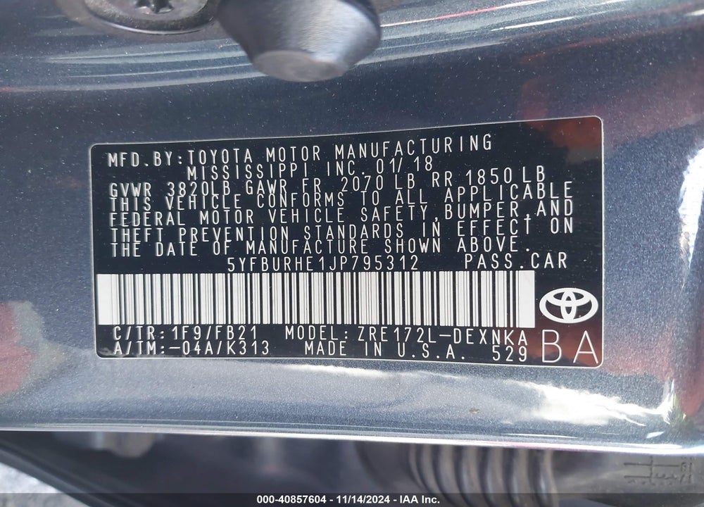 2018 TOYOTA COROLLA LE VIN: 5YFBURHE1JP795312