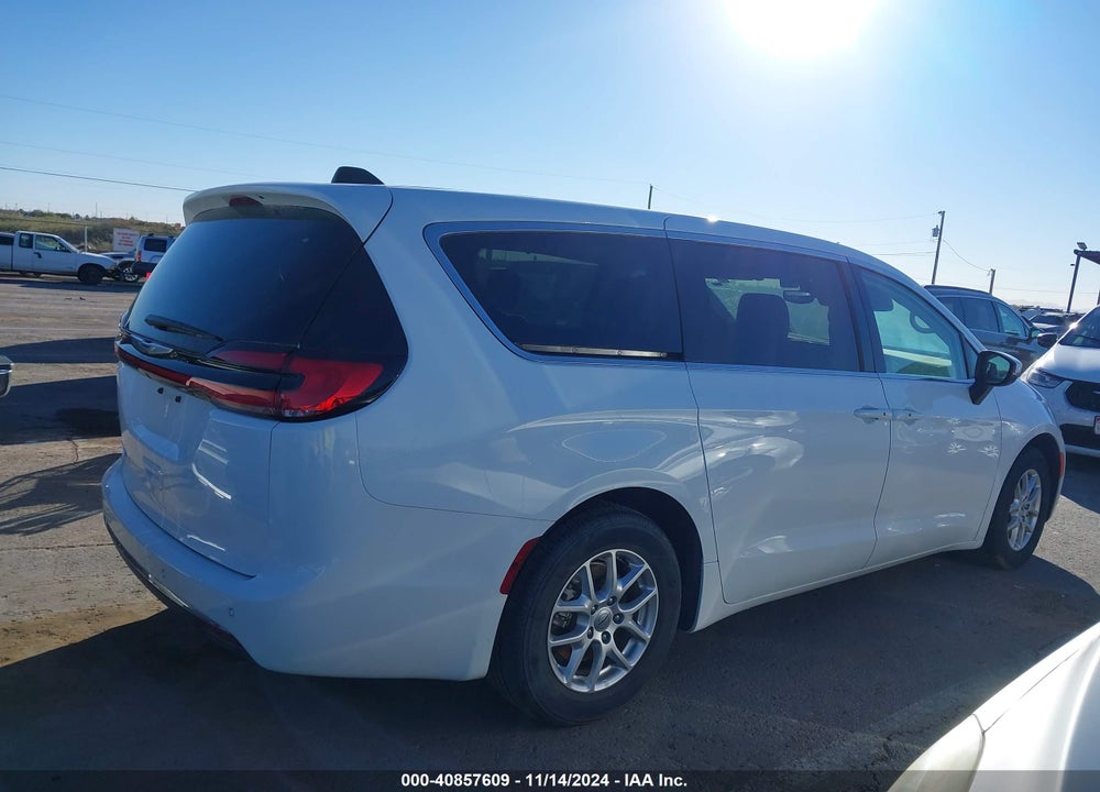 2023 CHRYSLER PACIFICA TOURING L VIN: 2C4RC1BG1PR605997