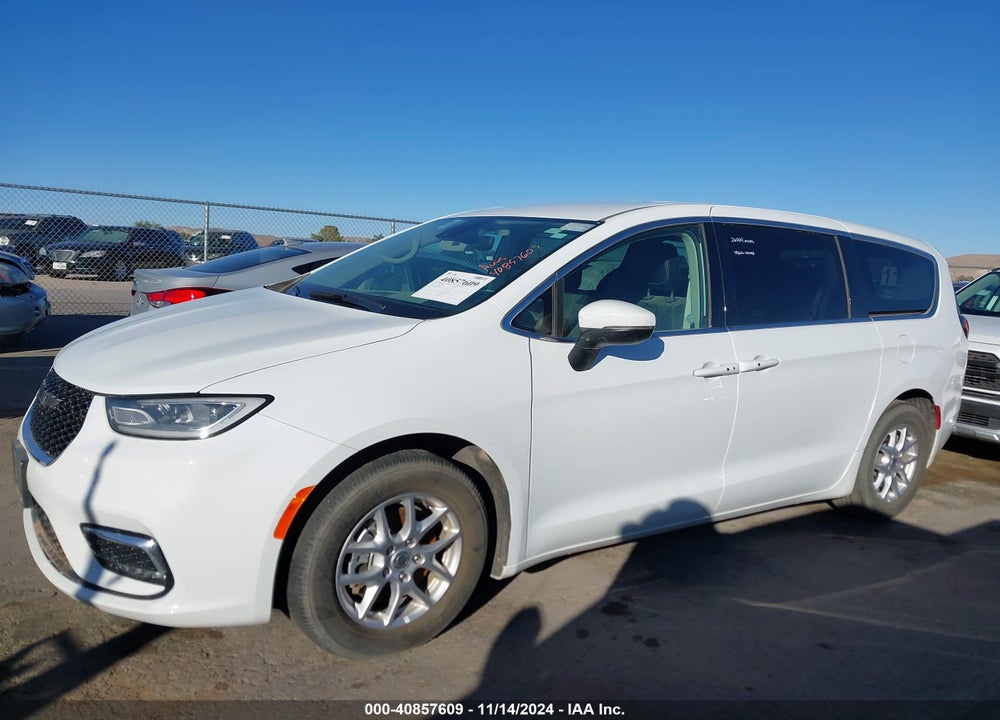 2023 CHRYSLER PACIFICA TOURING L VIN: 2C4RC1BG1PR605997