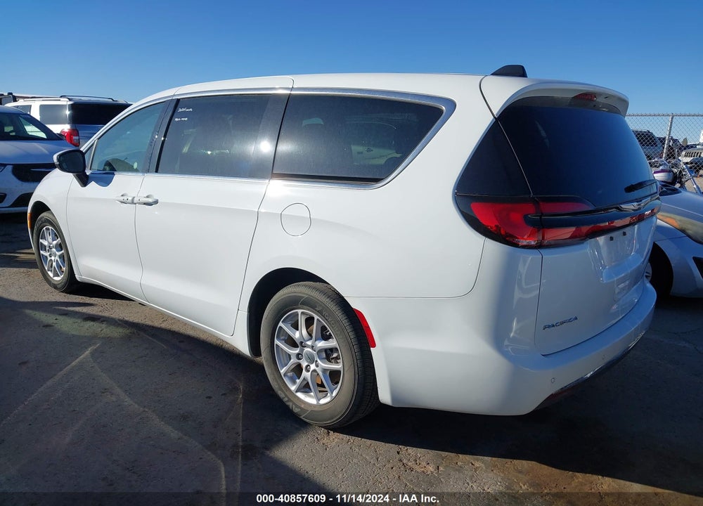 2023 CHRYSLER PACIFICA TOURING L VIN: 2C4RC1BG1PR605997