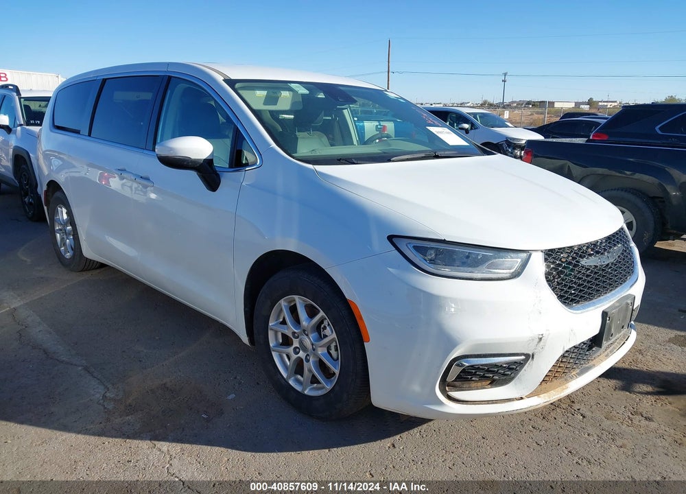2023 CHRYSLER PACIFICA TOURING L VIN: 2C4RC1BG1PR605997