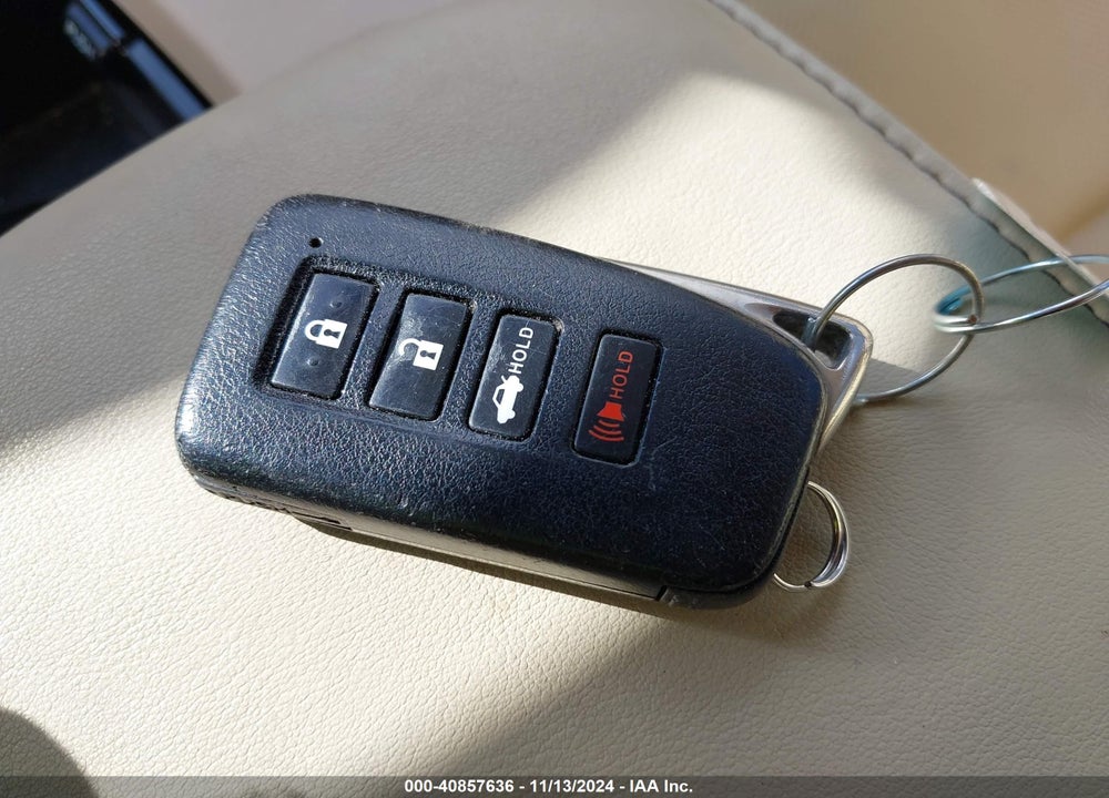 2014 LEXUS ES 350 VIN: JTHBK1GG4E2113200