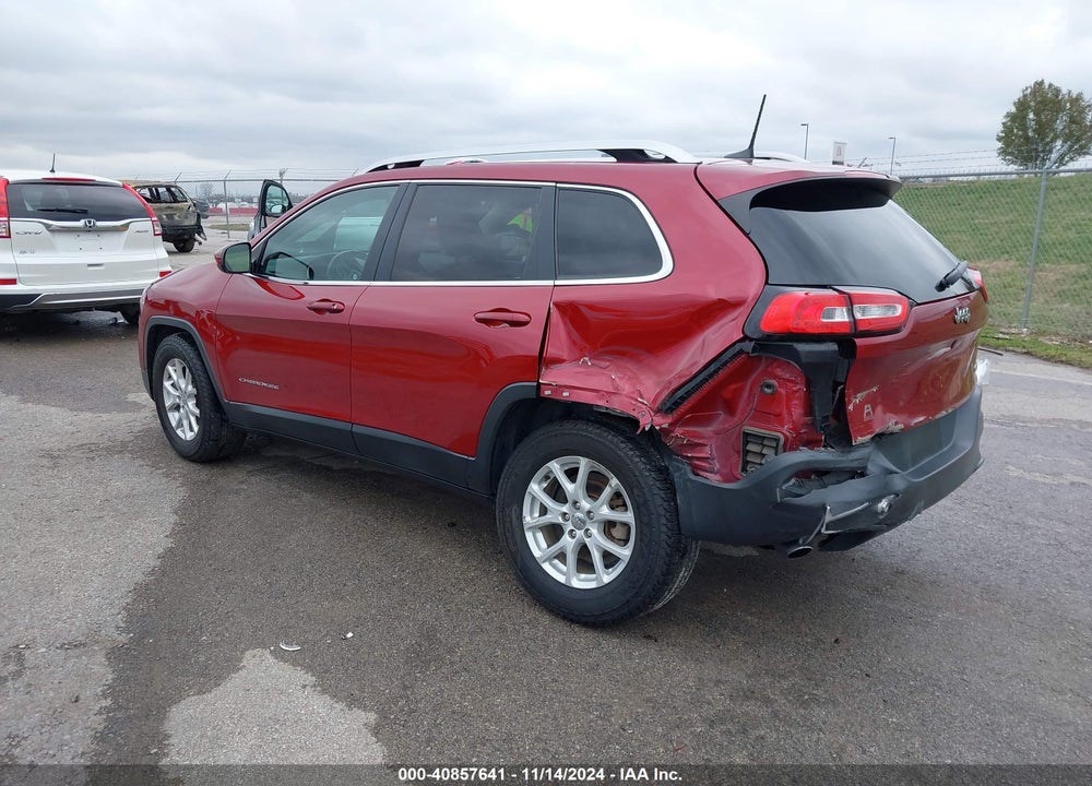 2017 JEEP CHEROKEE LATITUDE FWD VIN: 1C4PJLCB3HW586860