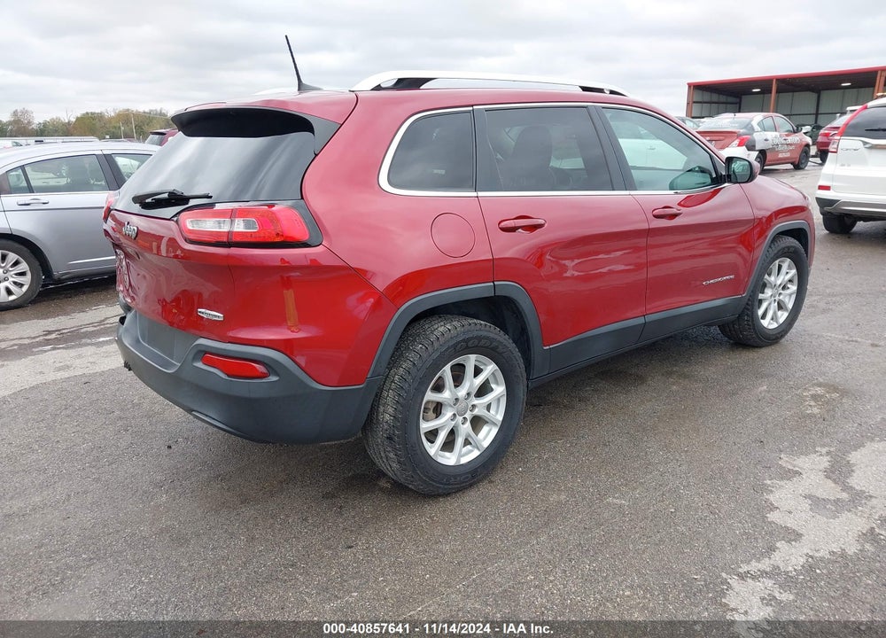 2017 JEEP CHEROKEE LATITUDE FWD VIN: 1C4PJLCB3HW586860