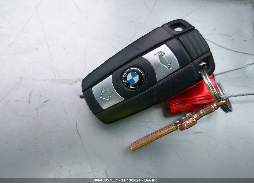 2008 BMW 328I VIN: WBAVA37528NL44012