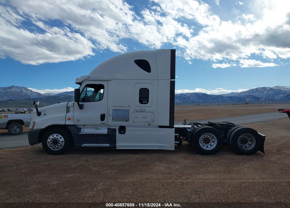 2016 FREIGHTLINER CASCADIA 125 VIN: 3AKJGLD53GSGZ1329