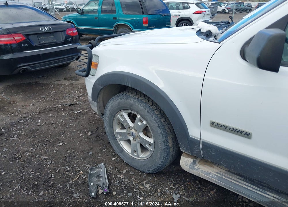2006 FORD EXPLORER XLT VIN: 1FMEU73E86UA54248