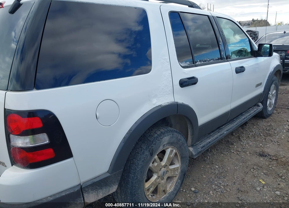 2006 FORD EXPLORER XLT VIN: 1FMEU73E86UA54248