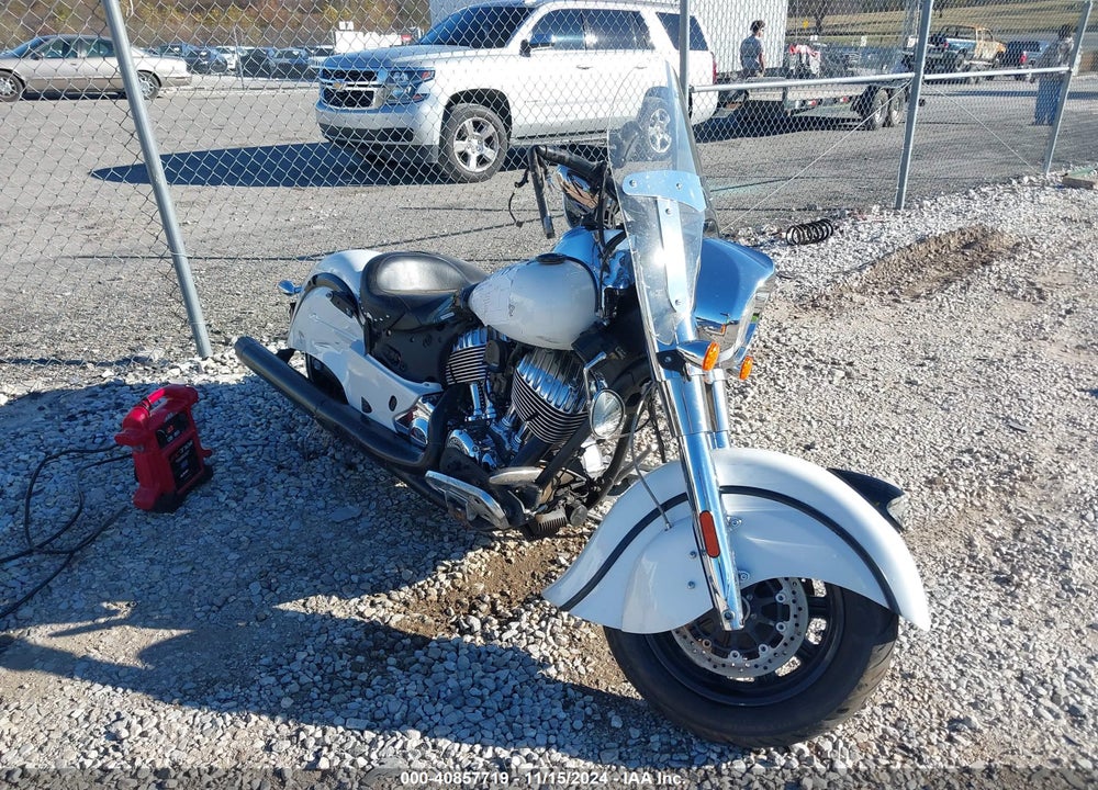 2016 INDIAN MOTORCYCLE CO. CHIEF CLASSIC VIN: 56KCCCAA4G3332510
