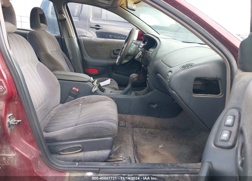 2002 PONTIAC GRAND PRIX SE VIN: 1G2WK52J52F230743