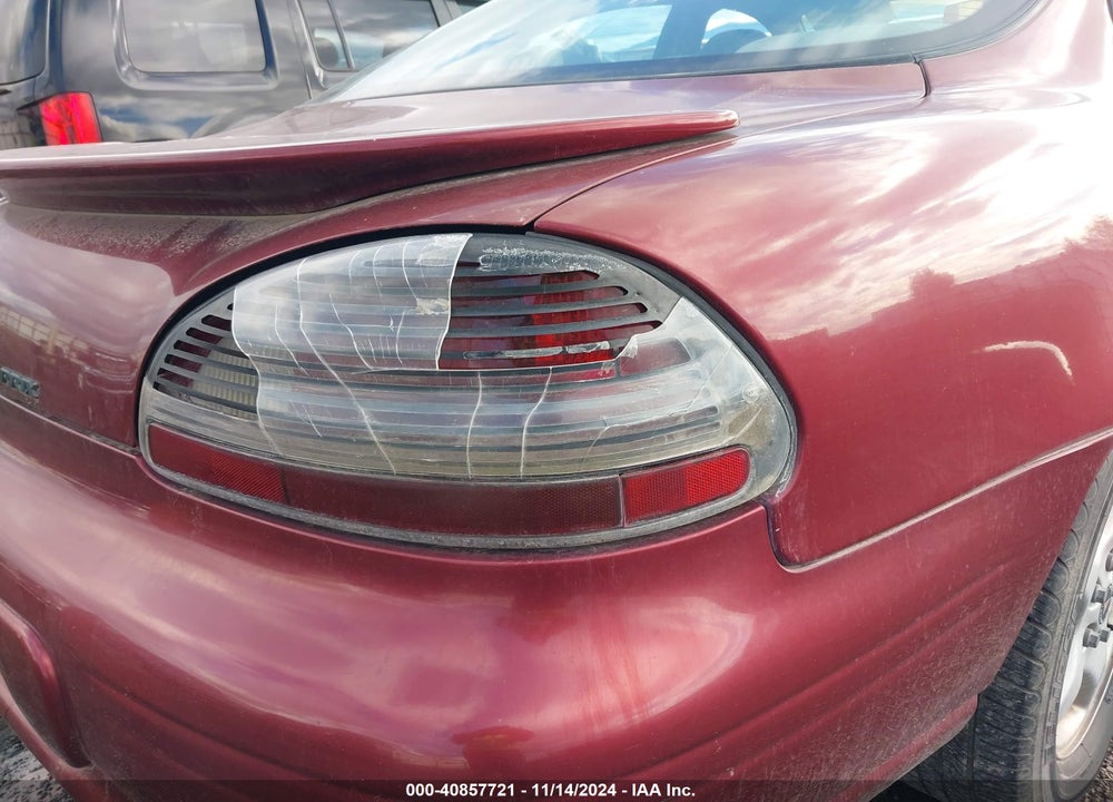 2002 PONTIAC GRAND PRIX SE VIN: 1G2WK52J52F230743