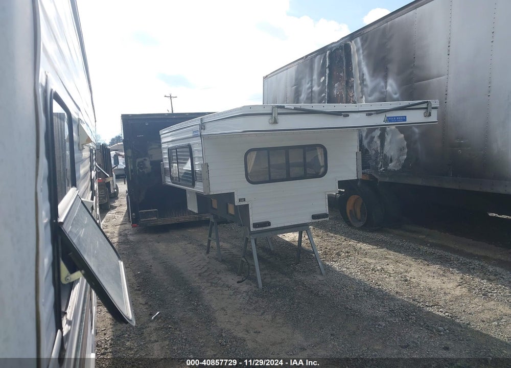 2014 FOUR WHEEL CAMPER VIN: XXXXXXXXXX7754FLS