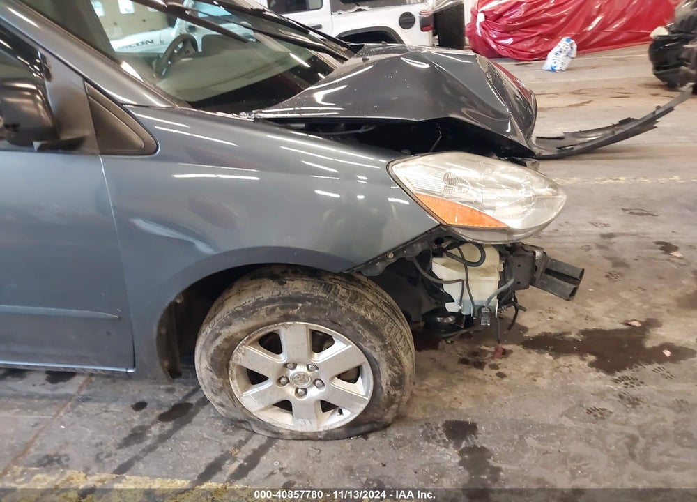 2006 TOYOTA SIENNA LE VIN: 5TDZA23C46S529527