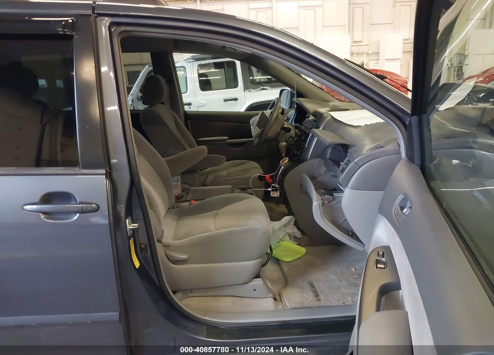 2006 TOYOTA SIENNA LE VIN: 5TDZA23C46S529527