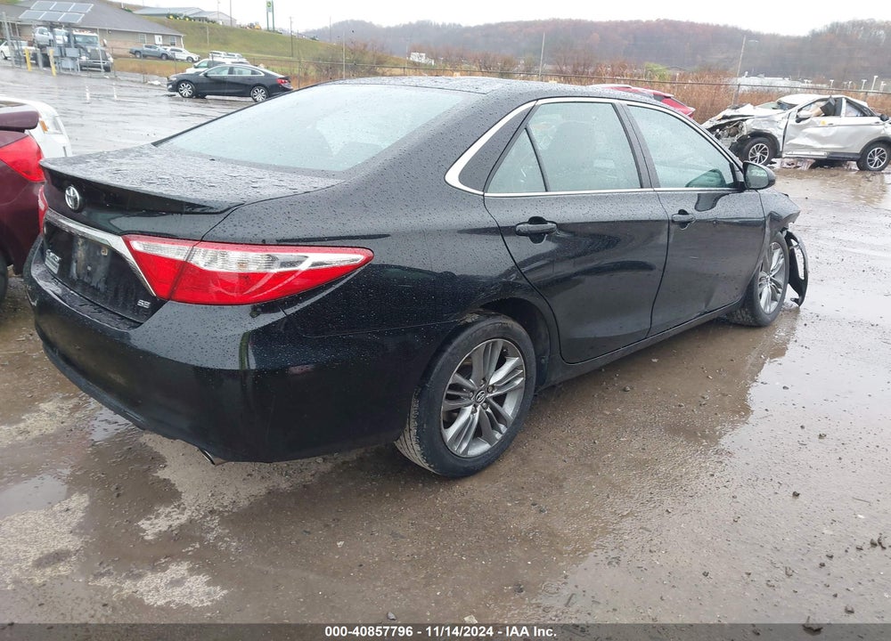 2017 TOYOTA CAMRY SE VIN: 4T1BF1FK4HU269916