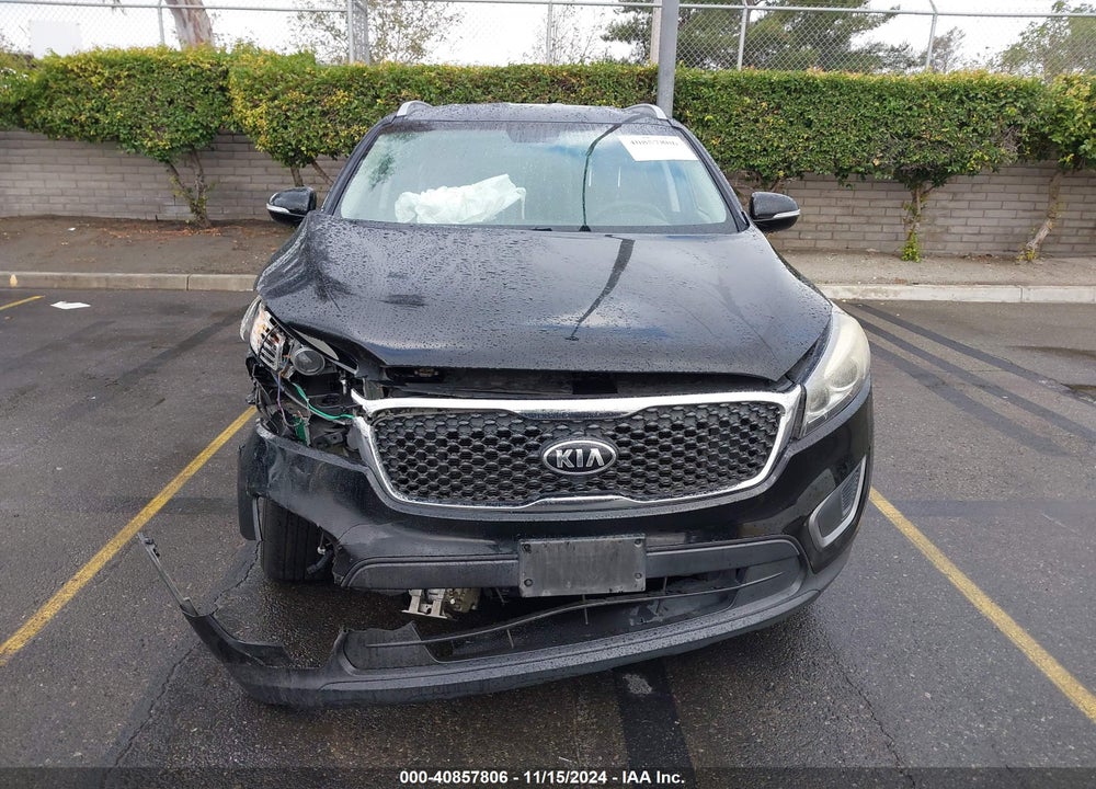 2016 KIA SORENTO 2.4L LX VIN: 5XYPG4A33GG037252
