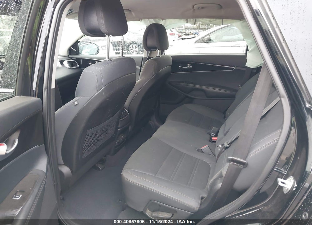 2016 KIA SORENTO 2.4L LX VIN: 5XYPG4A33GG037252
