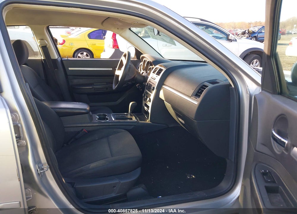 2010 DODGE CHARGER VIN: 2B3CA3CV5AH117767