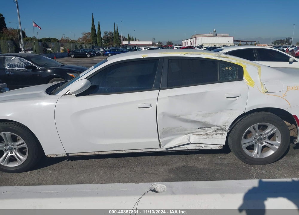 2017 DODGE CHARGER SE RWD VIN: 2C3CDXBGXHH605286