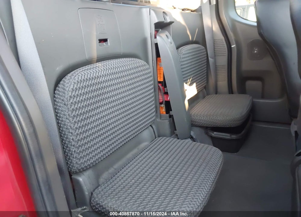 2007 NISSAN FRONTIER SE VIN: 1N6AD06W77C440789