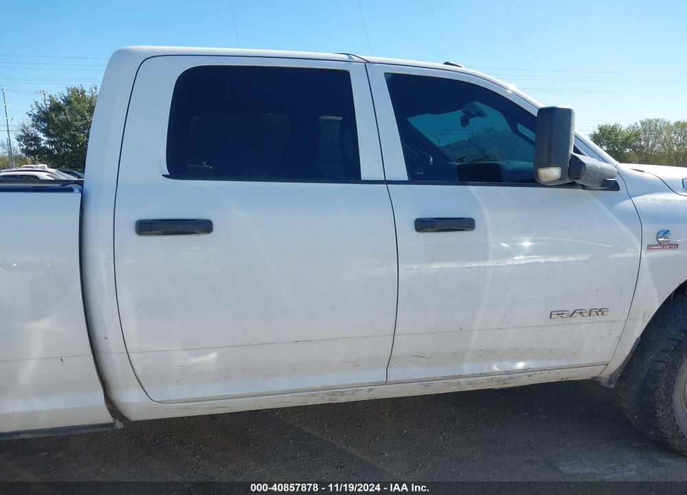 2022 RAM 2500 TRADESMAN 4X4 8' BOX VIN: 3C6UR5HL6NG130913