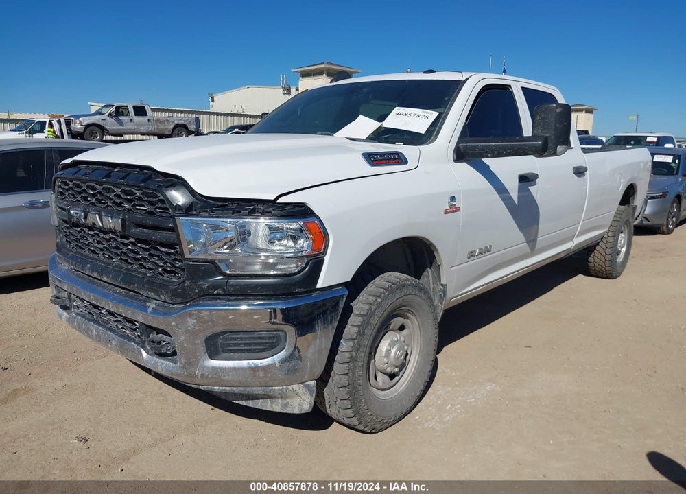 2022 RAM 2500 TRADESMAN 4X4 8' BOX VIN: 3C6UR5HL6NG130913