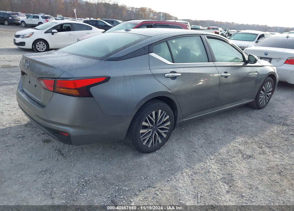 2023 NISSAN ALTIMA SV FWD VIN: 1N4BL4DV1PN352956