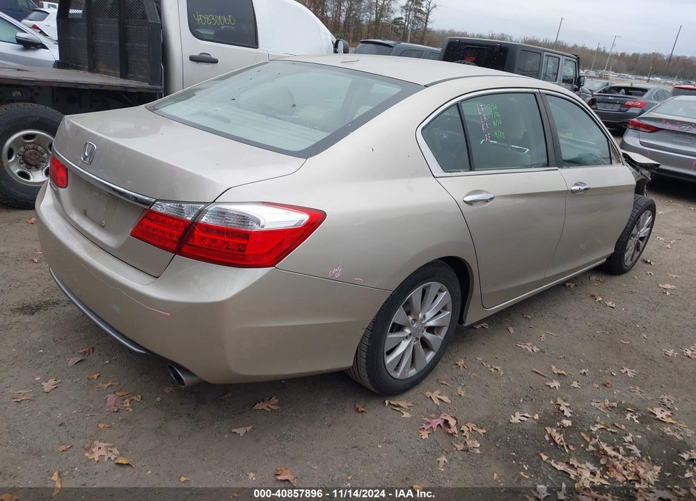 2013 HONDA ACCORD EX-L VIN: 1HGCR2F85DA076570