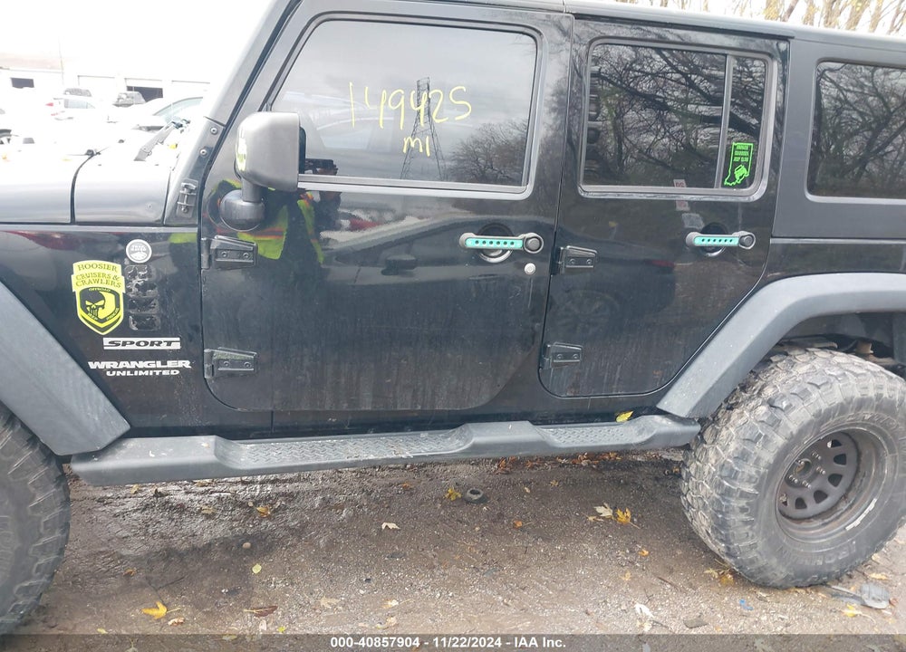 2013 JEEP WRANGLER UNLIMITED SPORT VIN: 1C4BJWDG8DL606327