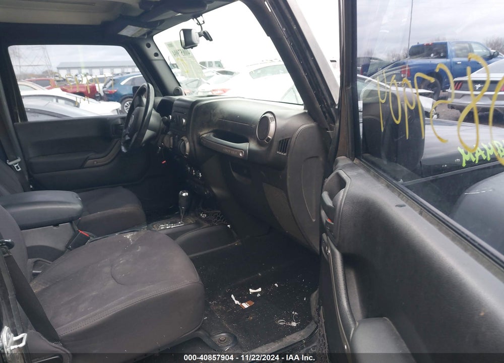 2013 JEEP WRANGLER UNLIMITED SPORT VIN: 1C4BJWDG8DL606327