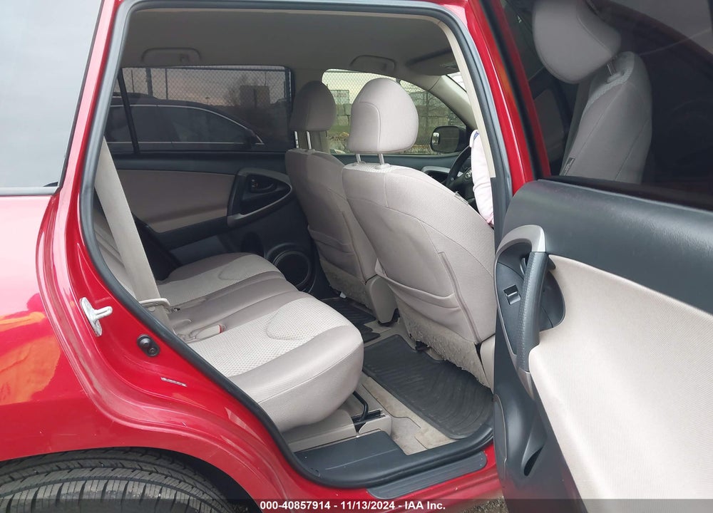 2008 TOYOTA RAV4 VIN: JTMBD33V185215021