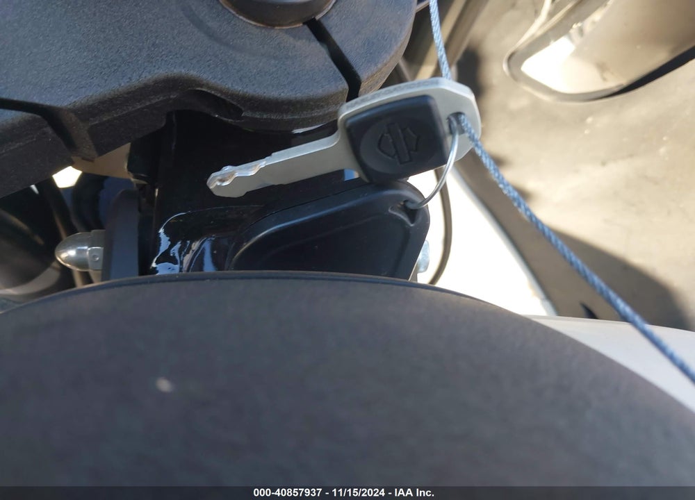 2023 HARLEY-DAVIDSON FXLRST VIN: 1HD1YXZ27PB030765